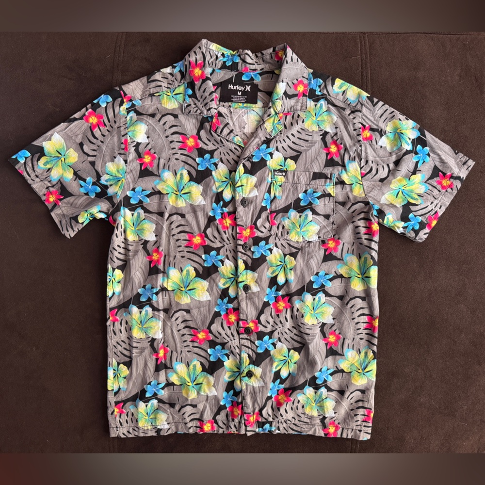 Hurley Vibrant Floral Button-Up Shirt